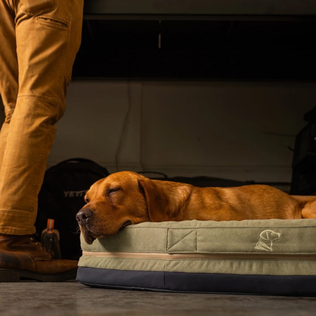 GUNNER “HOMESTEAD DOG BED”